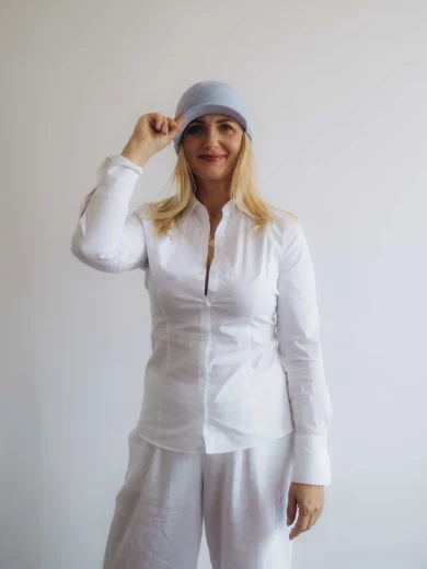 Dámske oblečenie čiapka ANJA bledomodrá – pletená čiapka TATTJA.